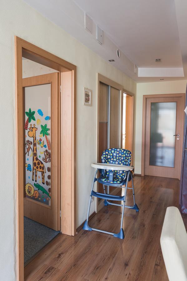 Lujzi Apartman Eger Exterior foto